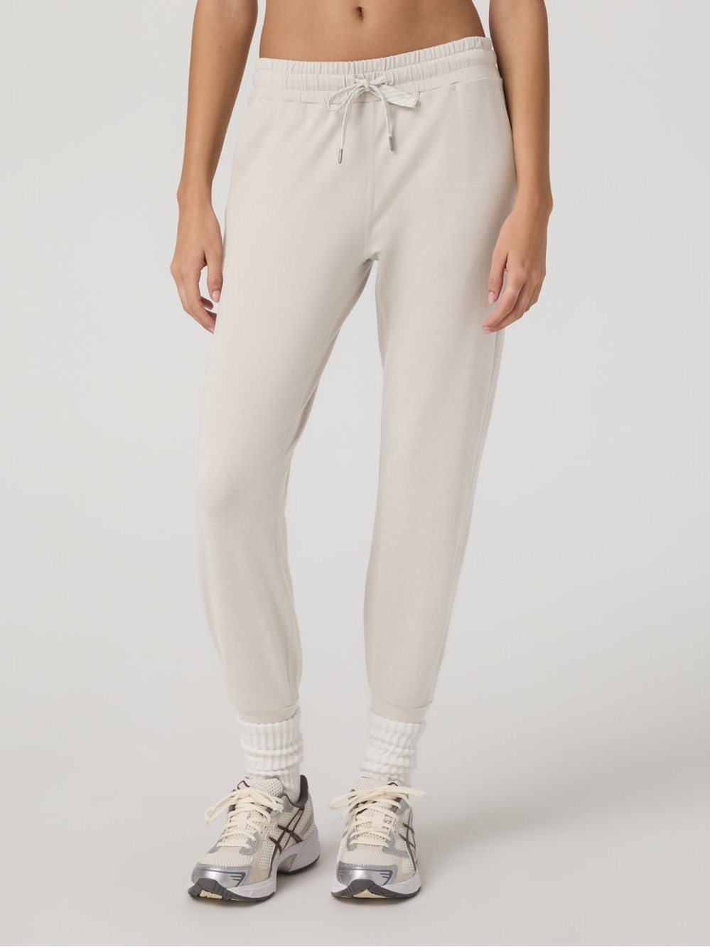 Vuori Ivory Performance Joggers Long